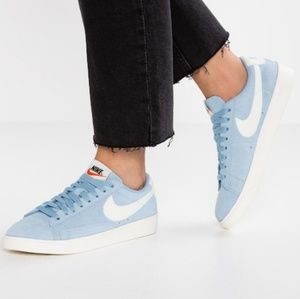 nike blazer low womens suede